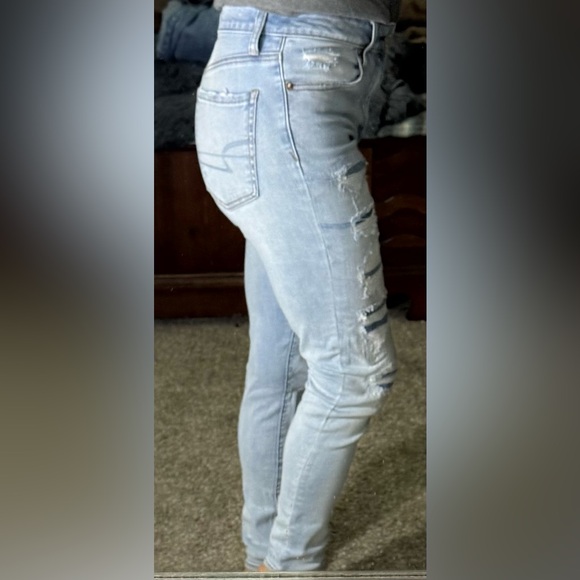 American Eagle Outfitters Denim - Light Blue Distressed Women Jeans